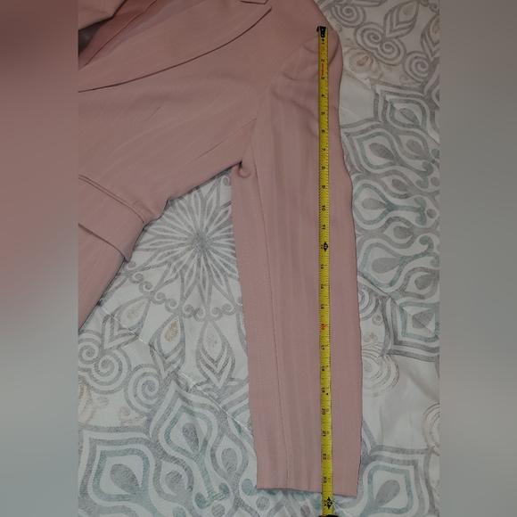 Tahari ASL Women's Size 8 Pink 3 pc suit. - Picture 6 of 12